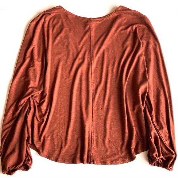 SOLD 💕Anthro Dolan Left Coast Contessa Top - Picture 10 of 16